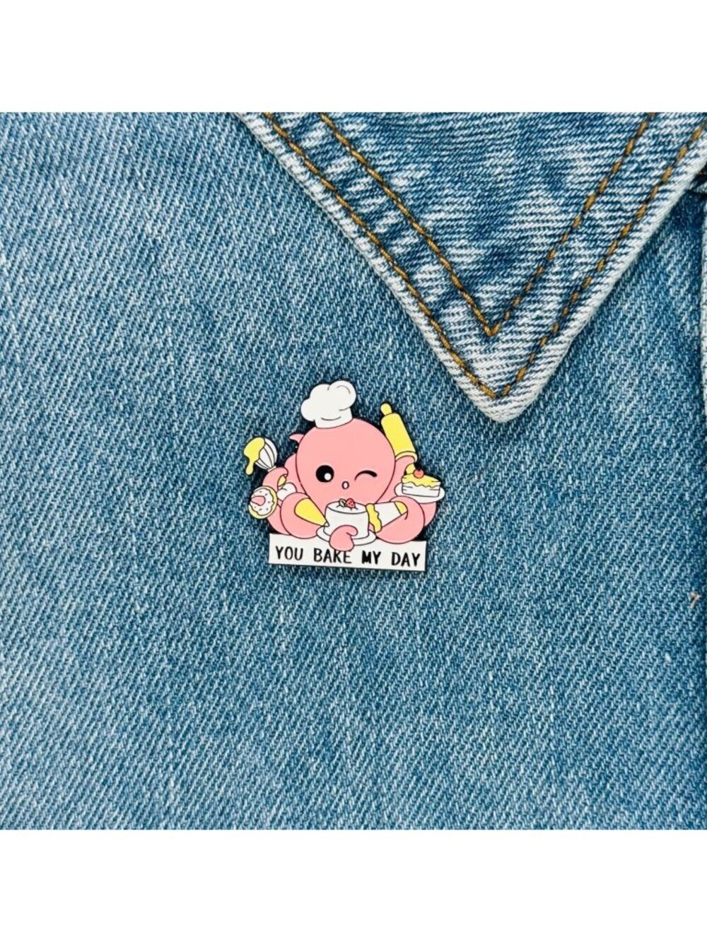 ⭐Enamel Pin You Bake My Day Octopus Baking Alloy Enamel Brooch Pink Animal⭐